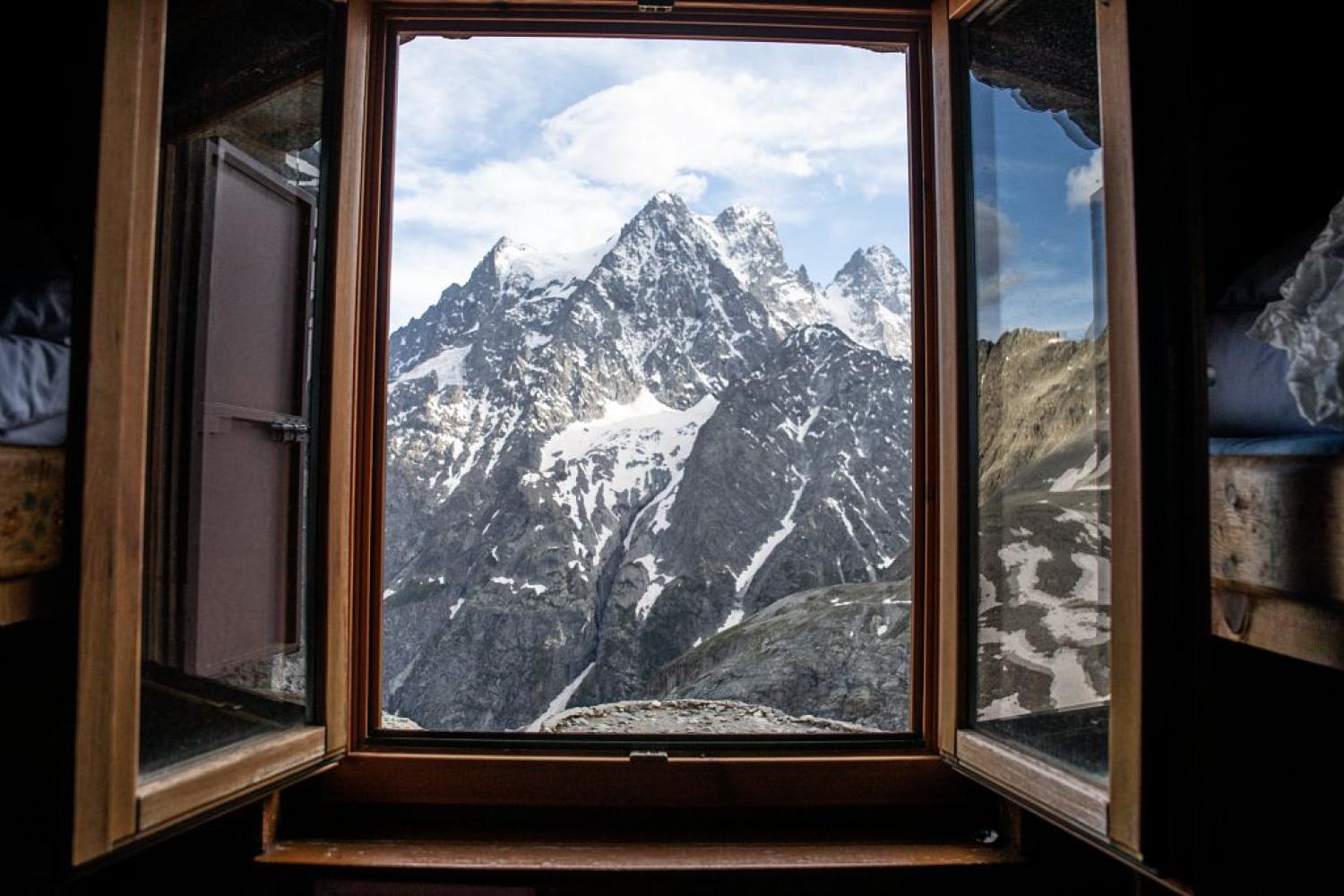 Le pelvoux vu depuis le Refuge du glacier blanc